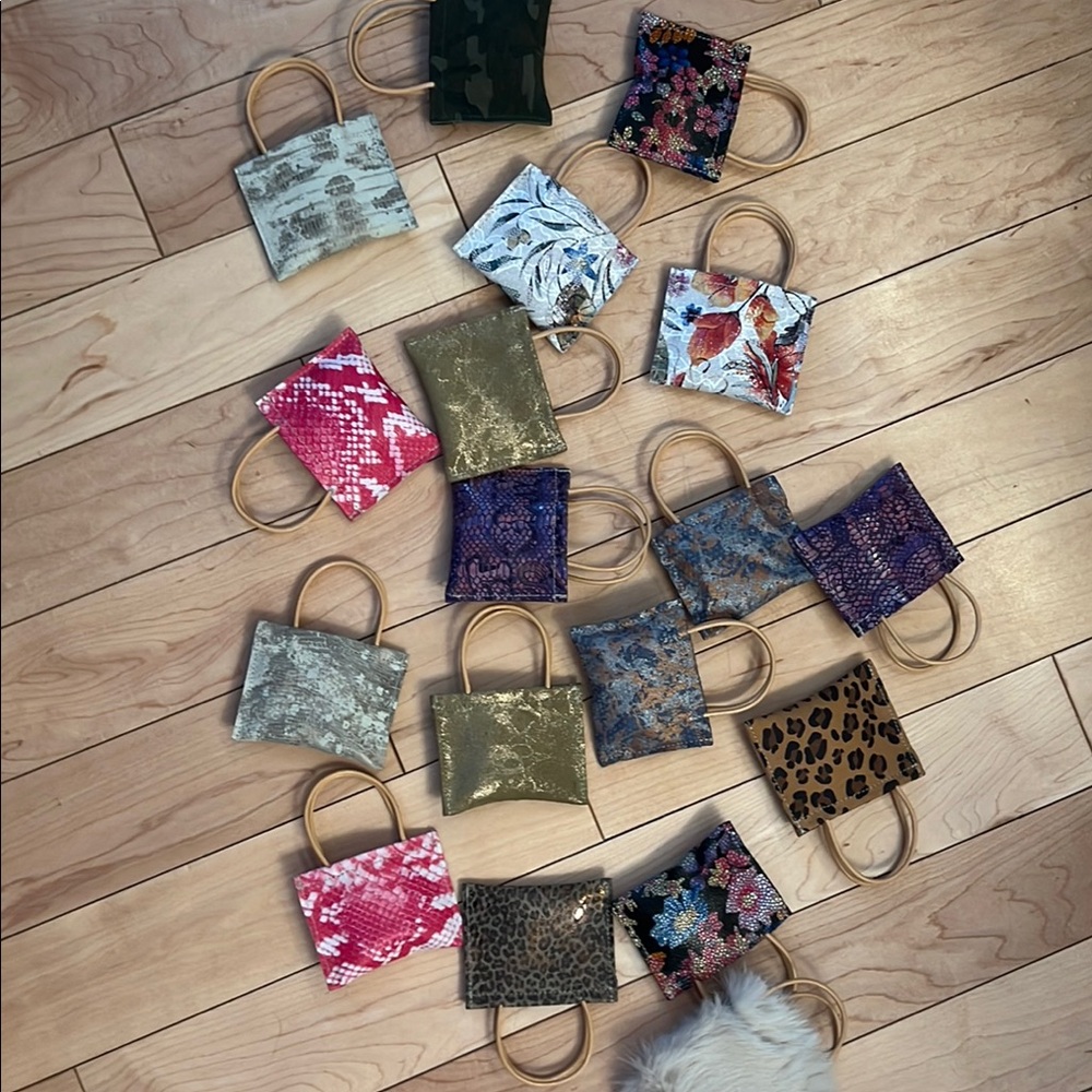 Mini Bags to hold your air pods
